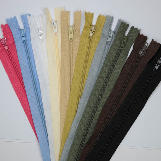 18cm Mixed Colour Nylon Zippers 10pk