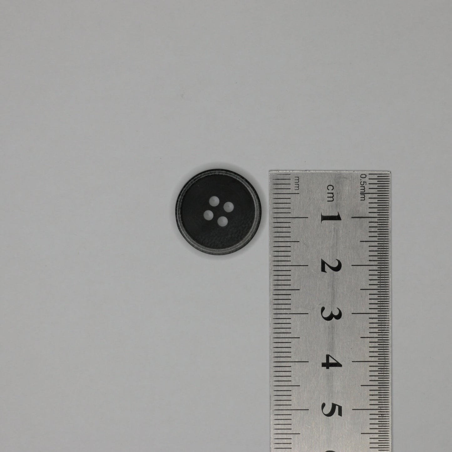 18mm Black & Grey-Rim 4-Hole Buttons 10pk
