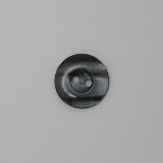 18mm Grey Pearlescent Plastic 2H Buttons 10pk