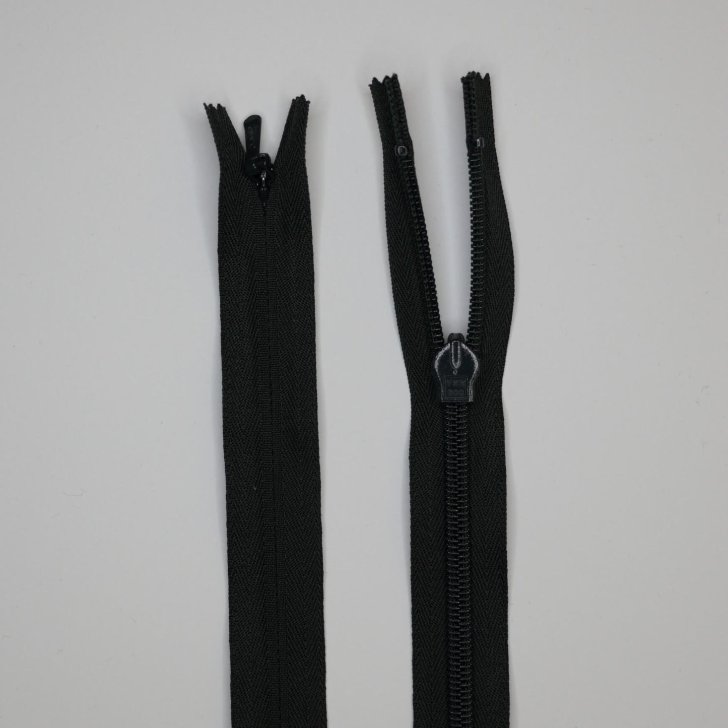 42cm/17inch Black Invisible YKK Zipper 2pk
