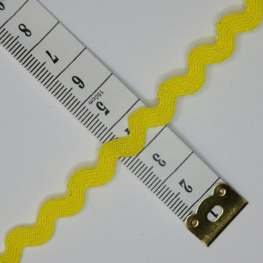 8mm Yellow Ric-Rac Trim 3m