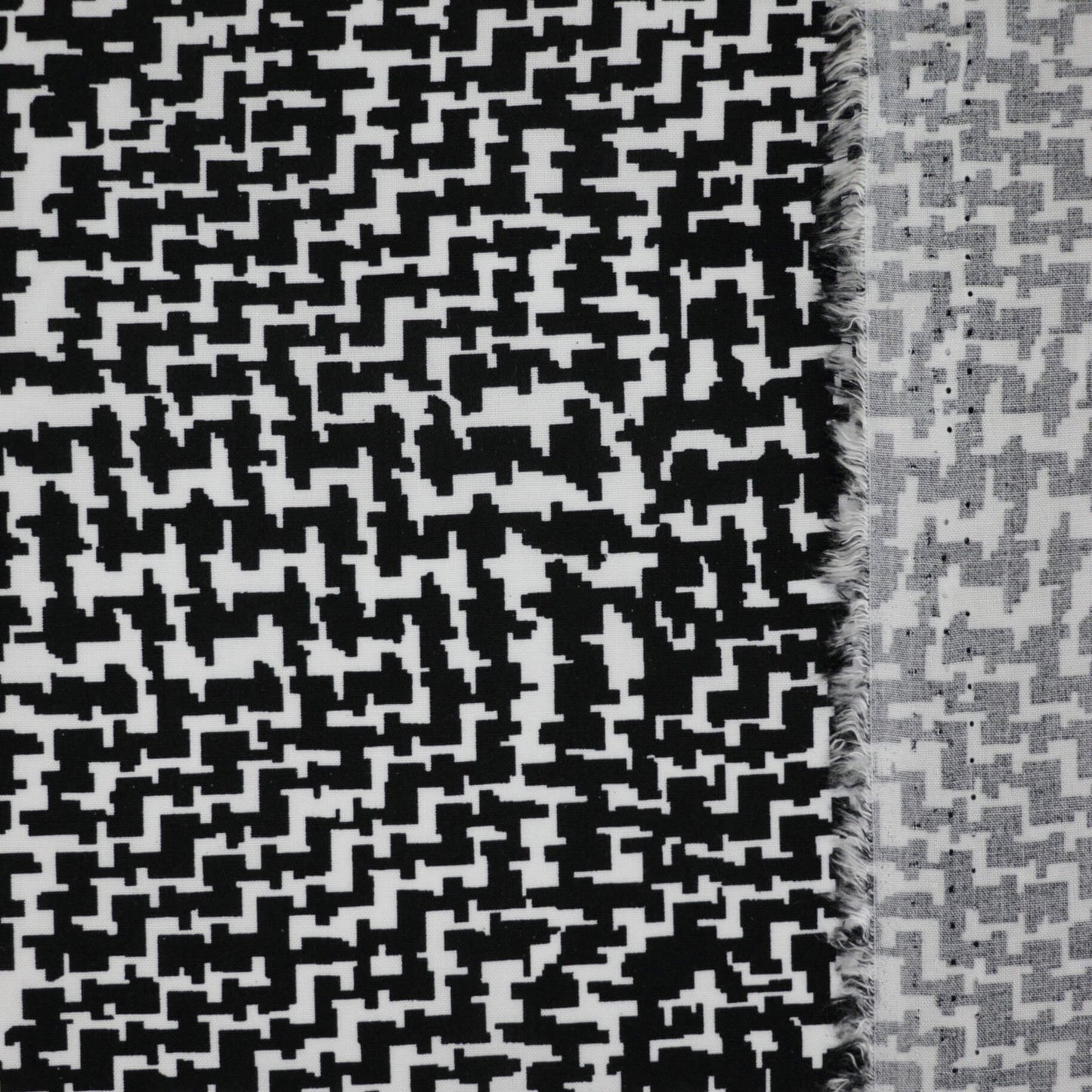 Black & White Abstract Houndstooth 100% Viscose per/metre