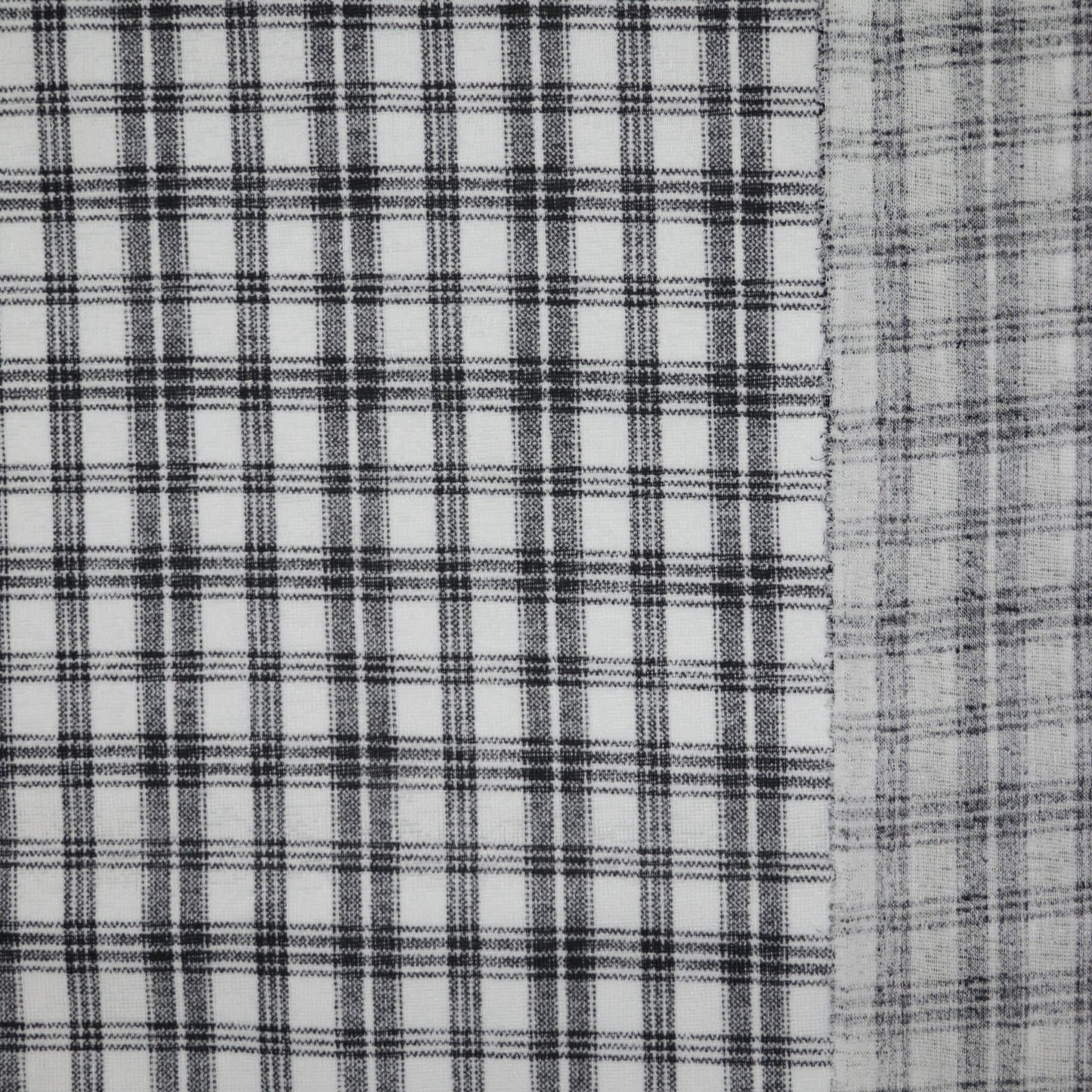 Black and White Windowpane Plaid Jersey per/metre