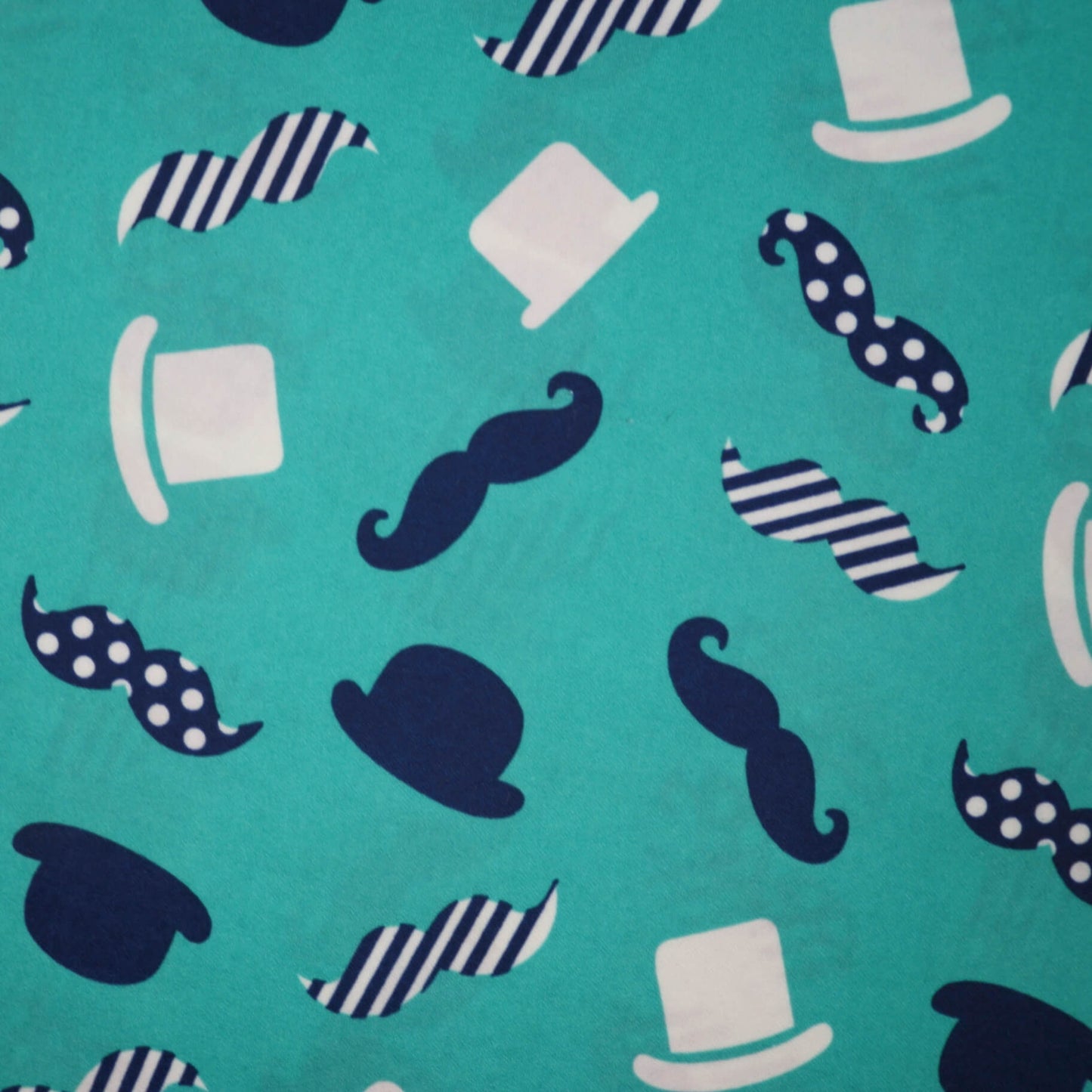 Hat/Mustache Green Scuba 1m
