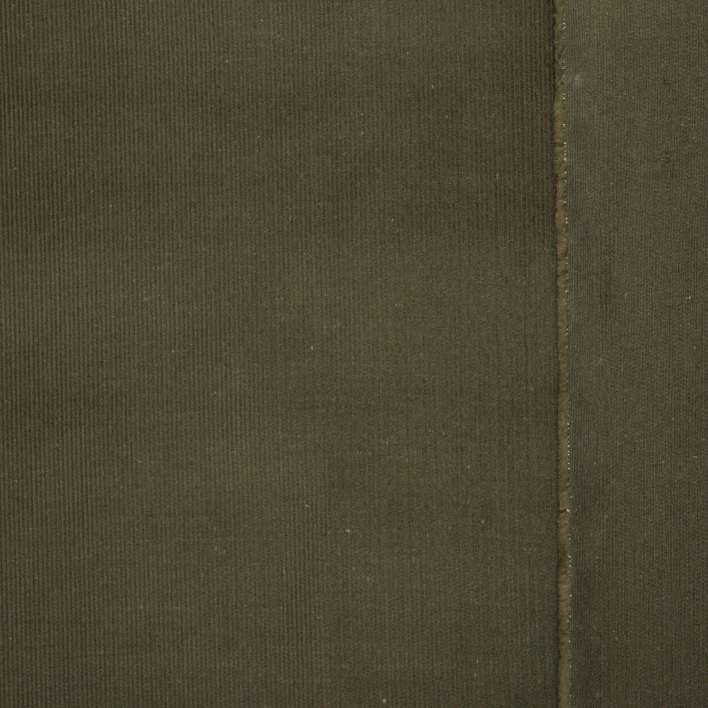 Kalki Green Needle Corduroy per/metre