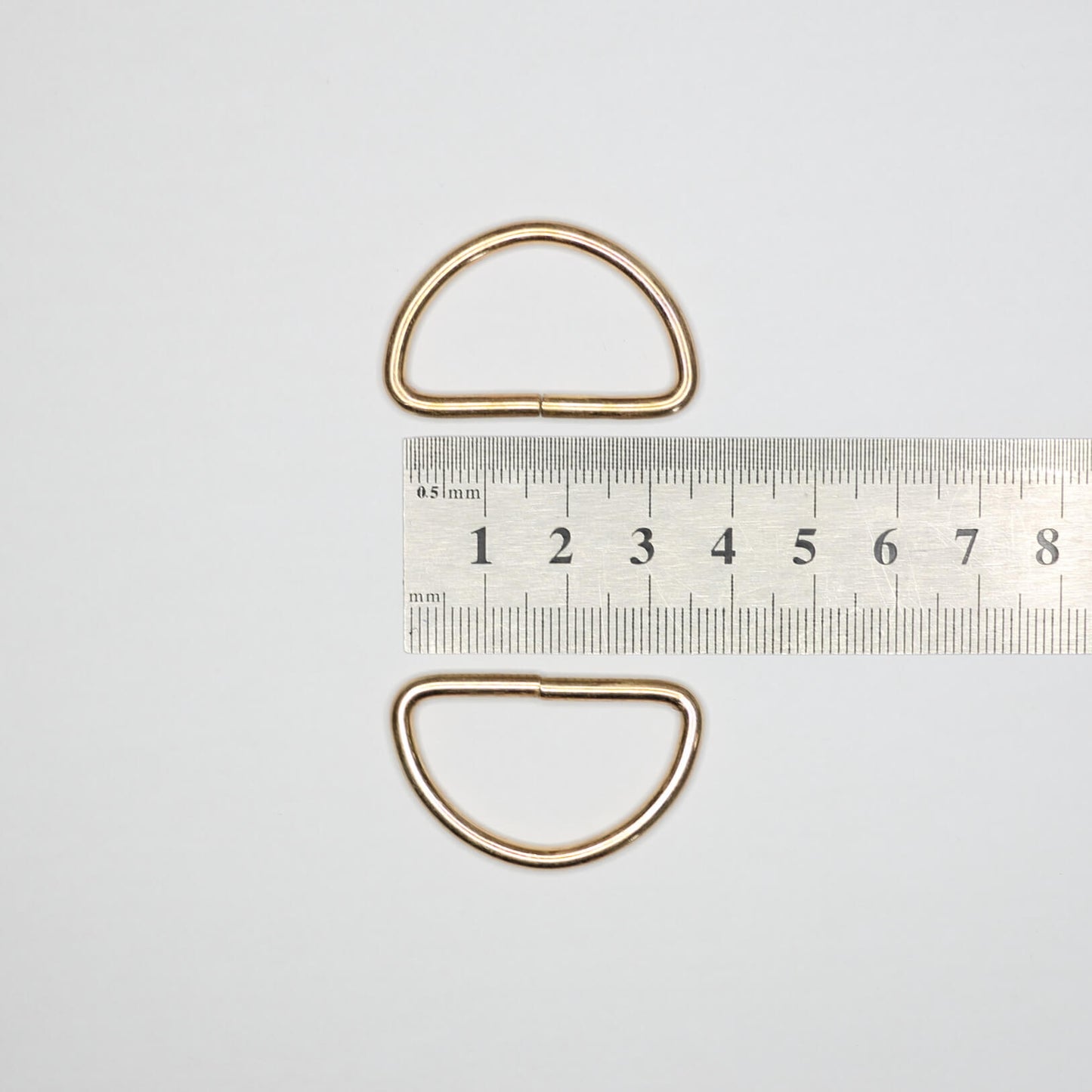 Light Golden Metal D-Ring 32mm 4pk