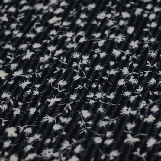 Navy Ditsy Bubble Crepe per/metre