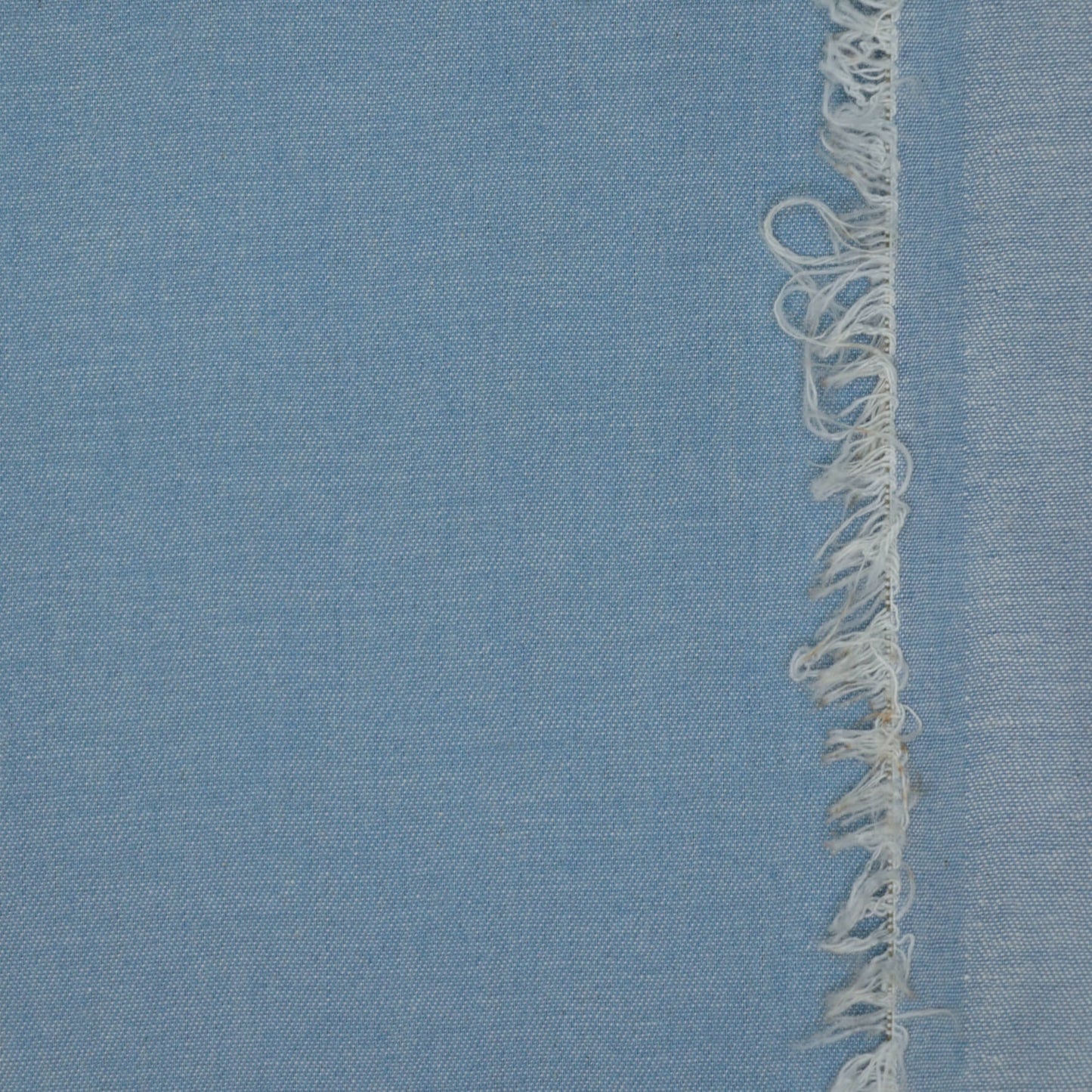 Plain Washed Chambray - Light Blue per/metre