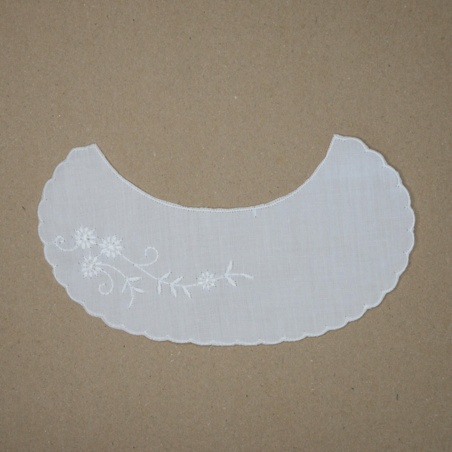 White Pair of Embroidered Collars