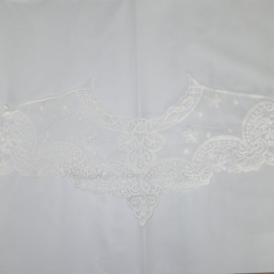 White Lace Collar Embroidery Applique