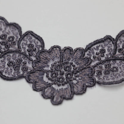 11cm x 4cm Plum Colour Lace Flower With Leaves Sew-On Motifs 2pk