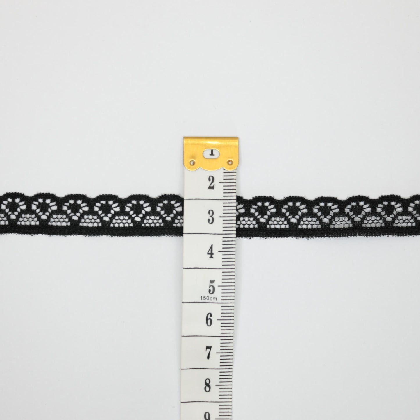 11mm Black Scalloped Edge Lace Trim 5m