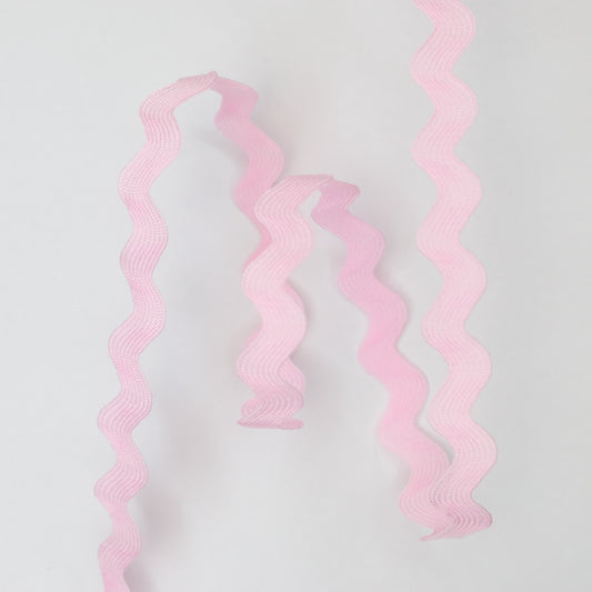 13mm Light Pink Jumbo Ric-Rac Trim per/metre