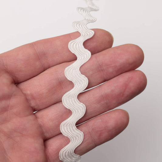 13mm White Jumbo Ric-Rac Trim per/metre