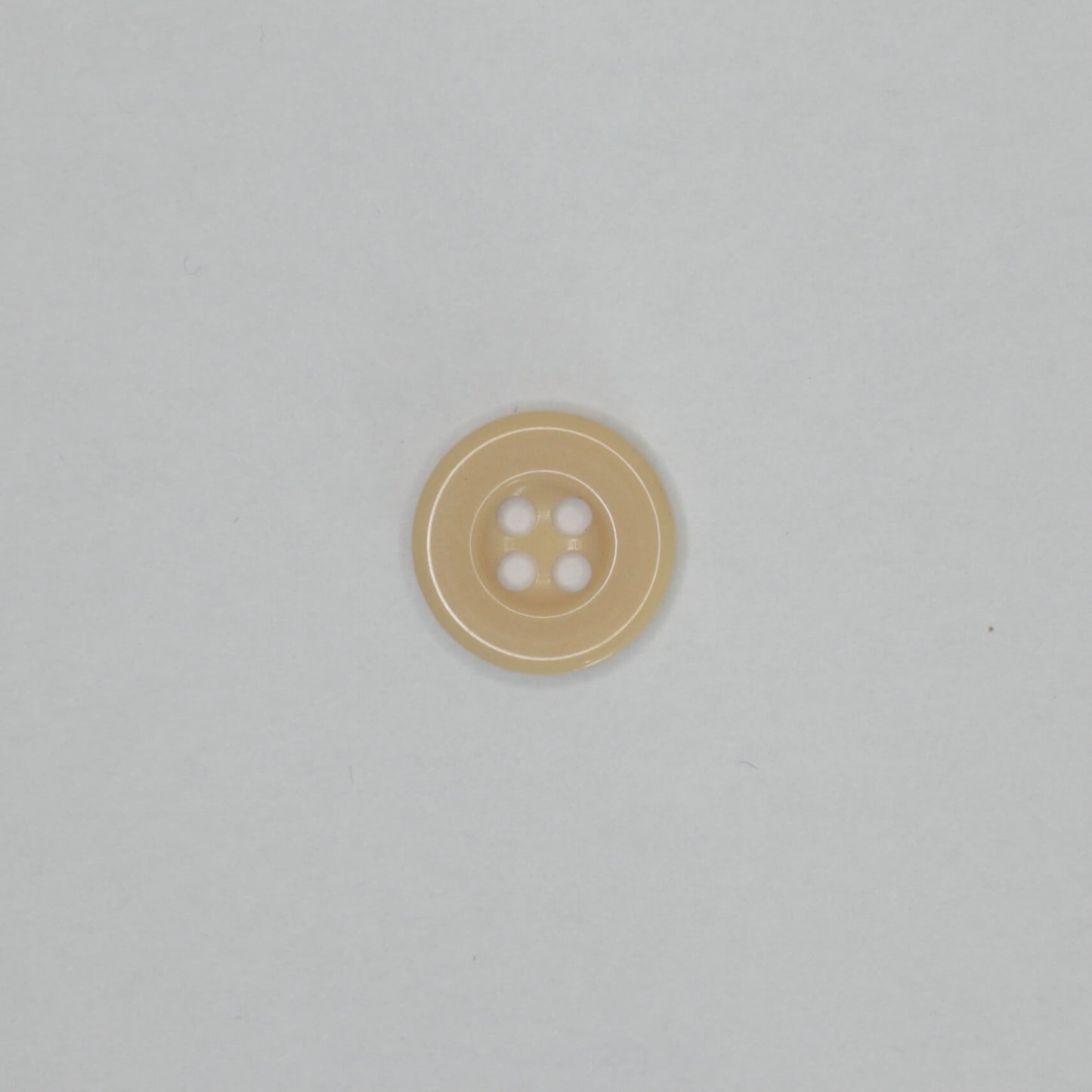 14mm Cream 4-Hole Buttons 10pk