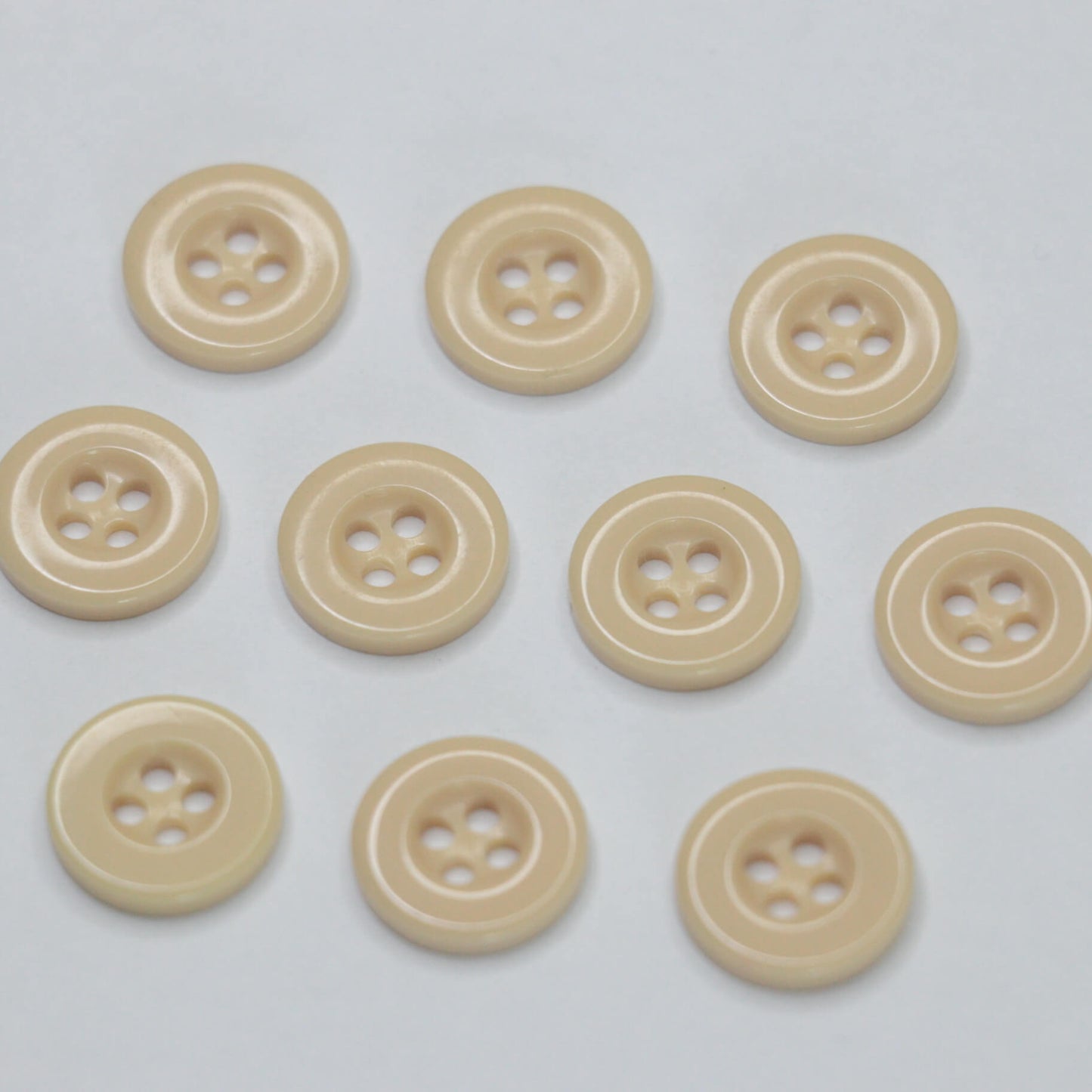 14mm Cream 4-Hole Buttons 10pk