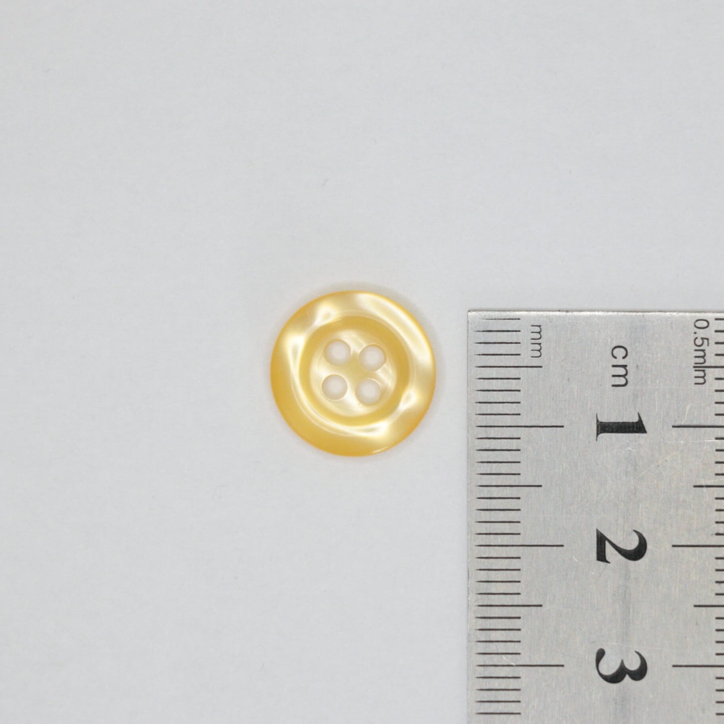 14mm Orange Pearlescent Plastic 4-Hole Buttons 15pk