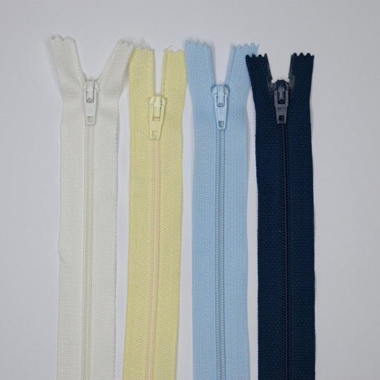 15cm-20cm Mixed Colour Assorted Size Zippers 4pk