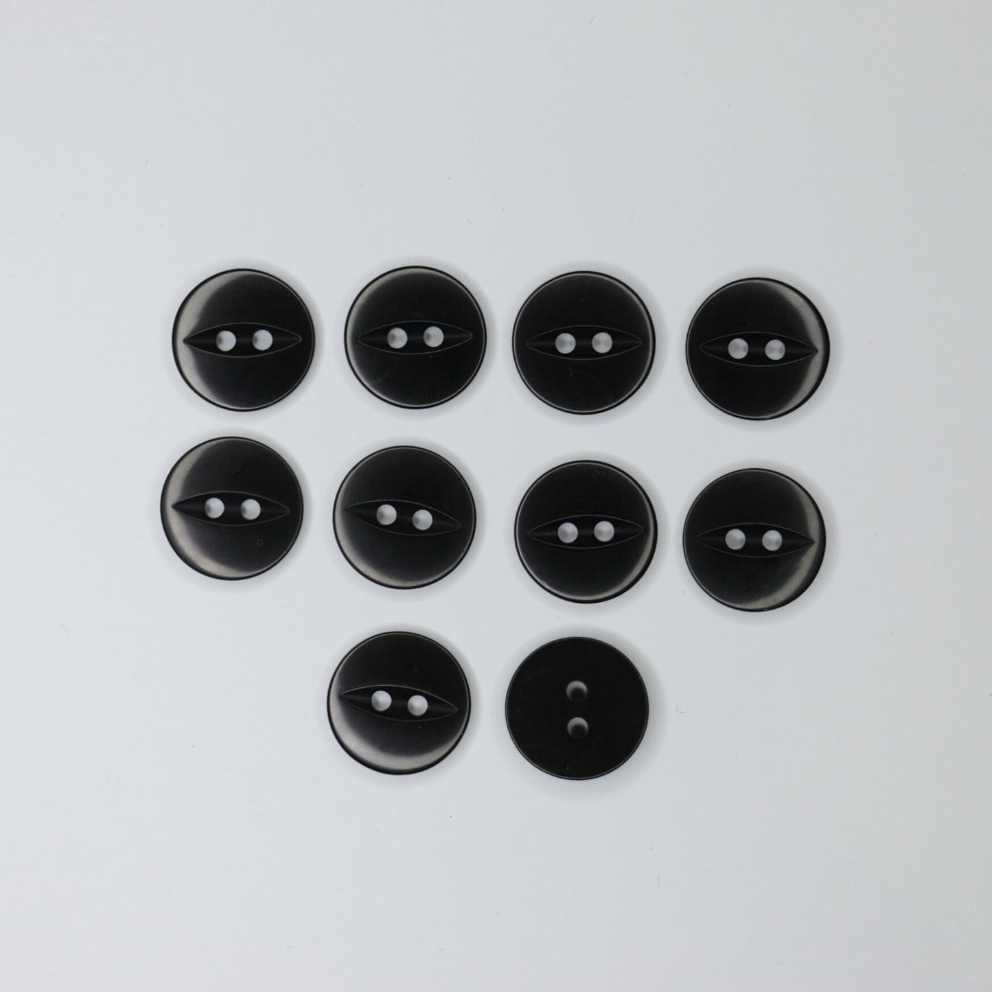 17mm Black 2-Hole Buttons 10pk