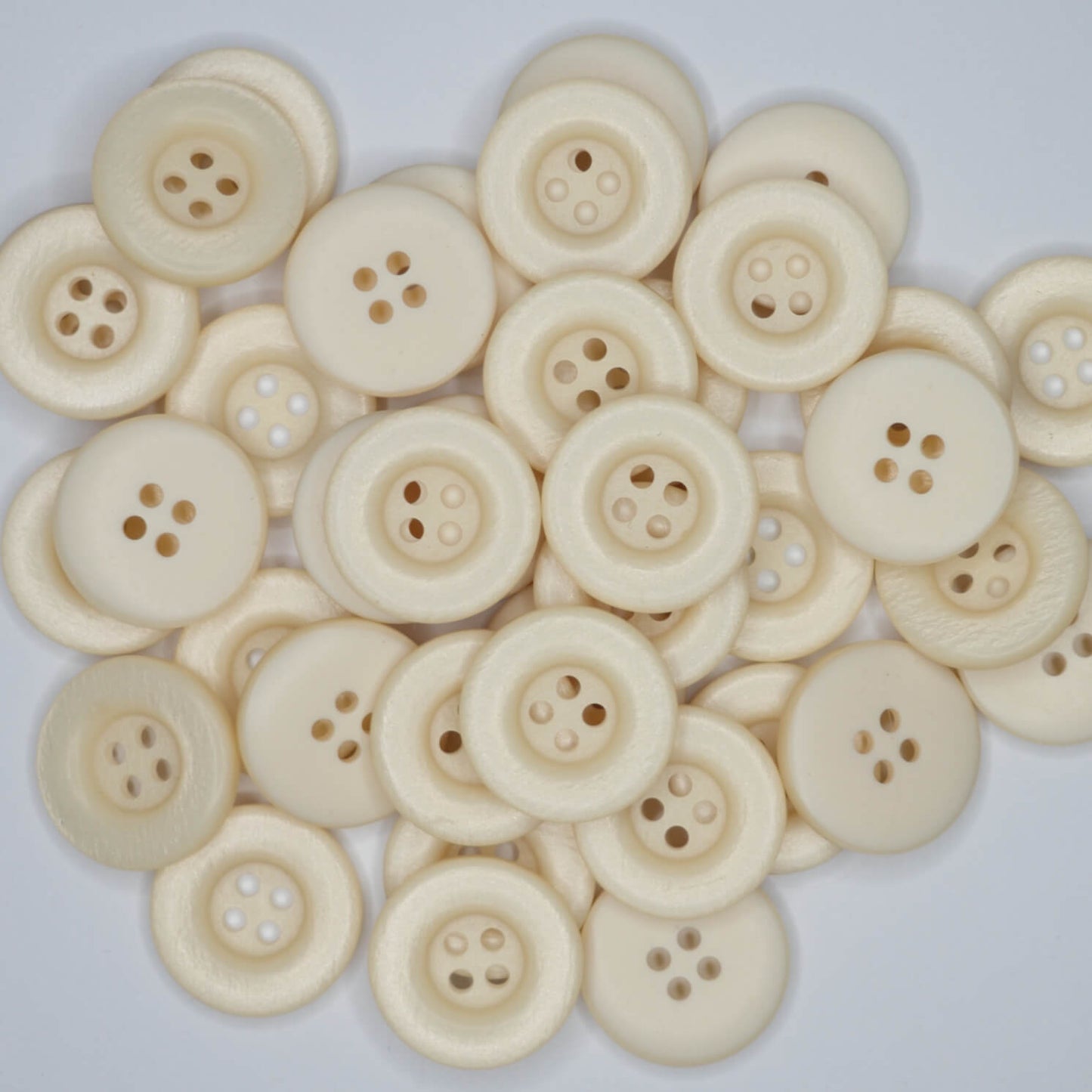 20mm Cream 4 Hole Buttons 10pk