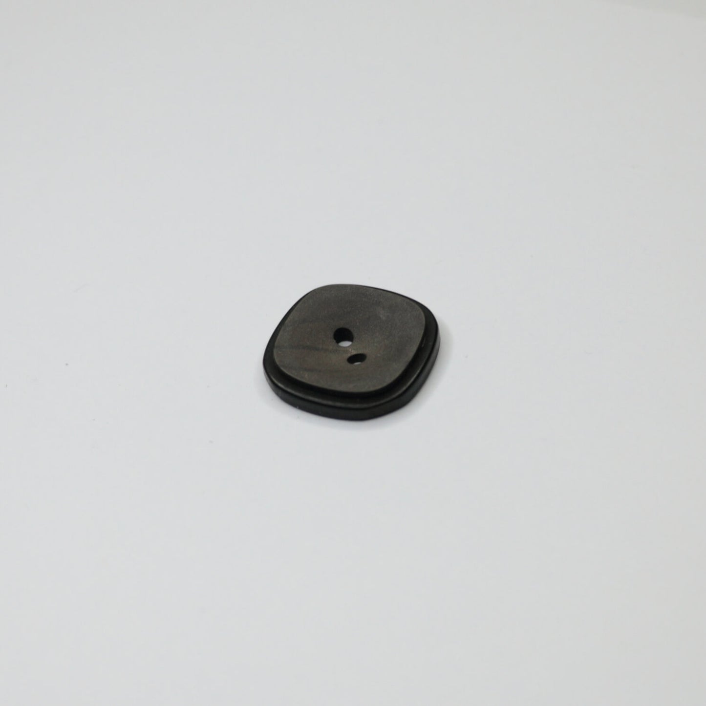 21m Square Grey 2-Hole Buttons 14pk