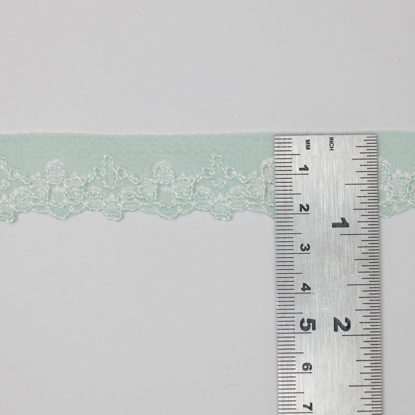 22mm Light Green Lace per/metre