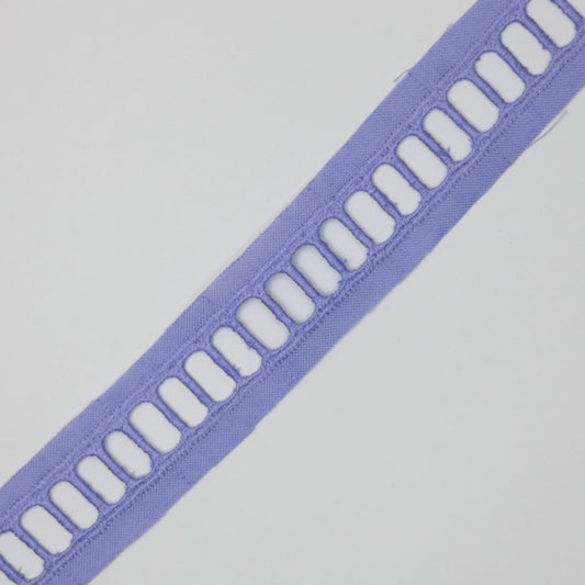 22mm Lilac Guipure Type Lace Trim per/metre