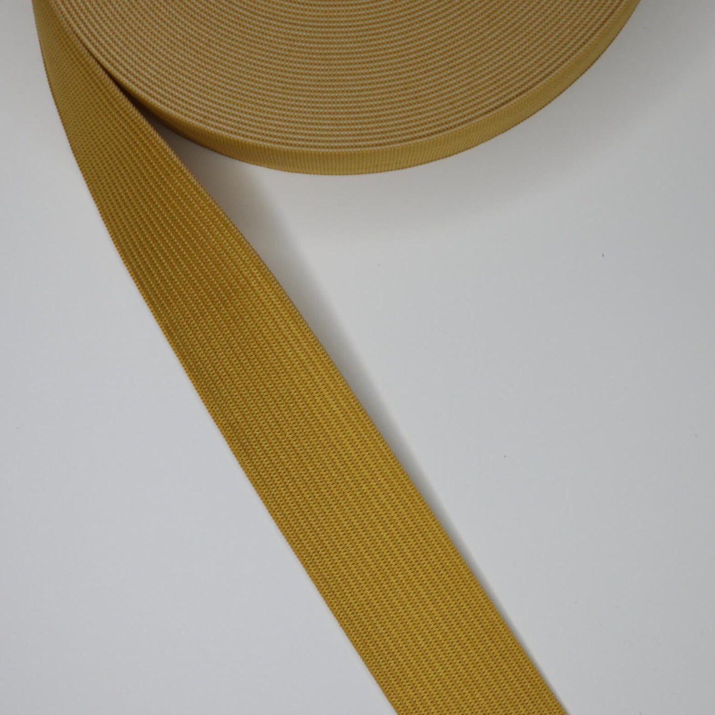 25mm Tan Coloured Loom Elastic 1m