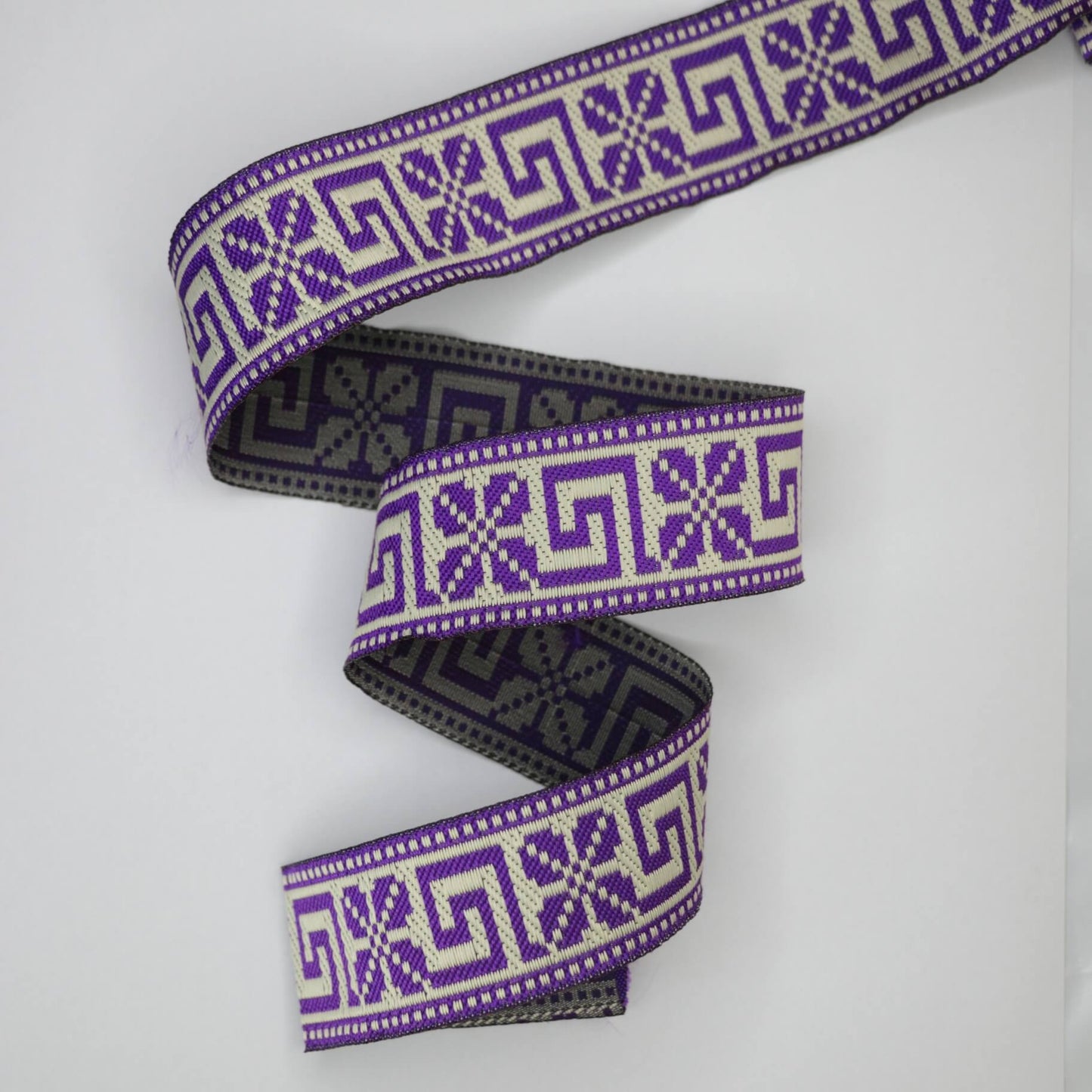 33mm Flowers Pattern Jacquard Woven Trim per/metre