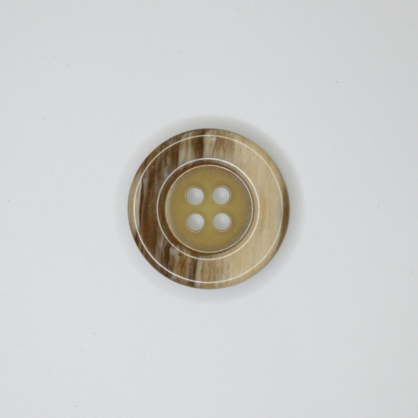 35mm Brown Marble 4-Hole Buttons 8pk