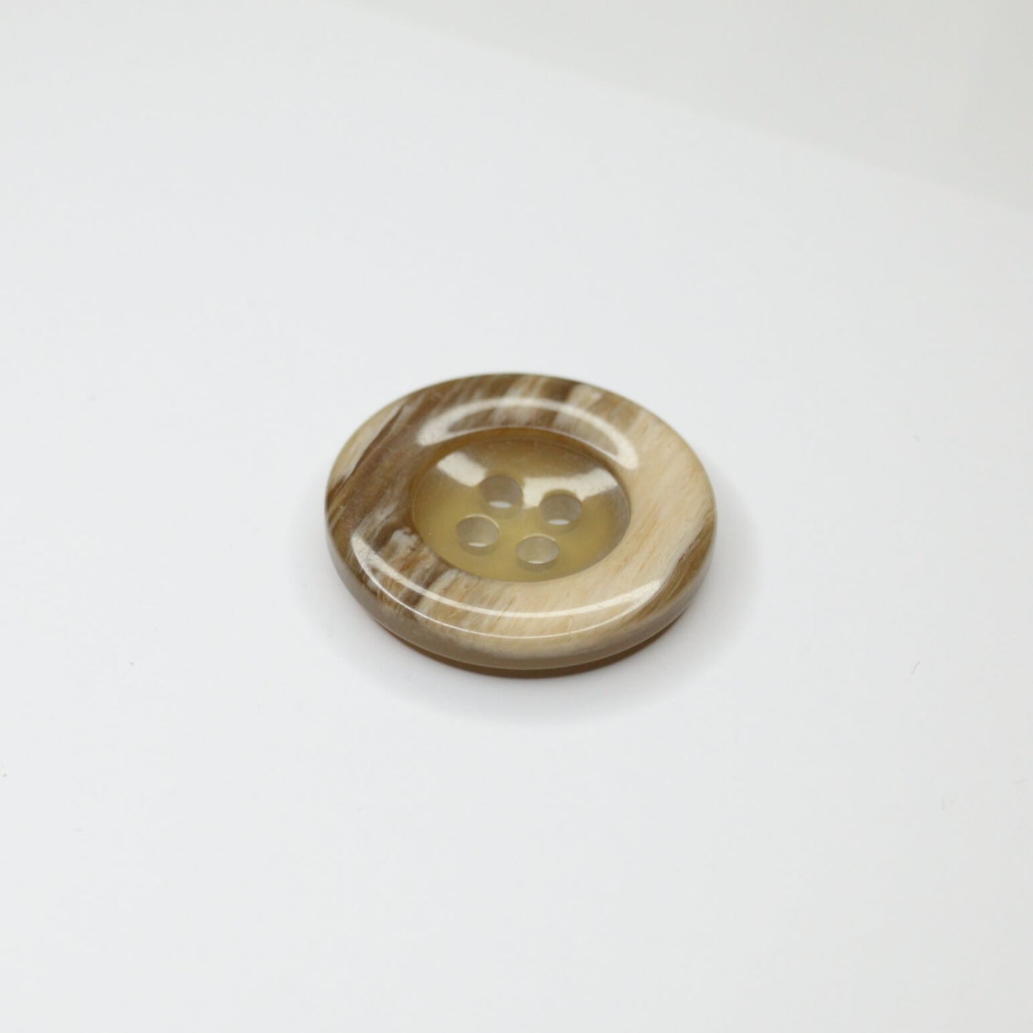 35mm Brown Marble 4-Hole Buttons 8pk