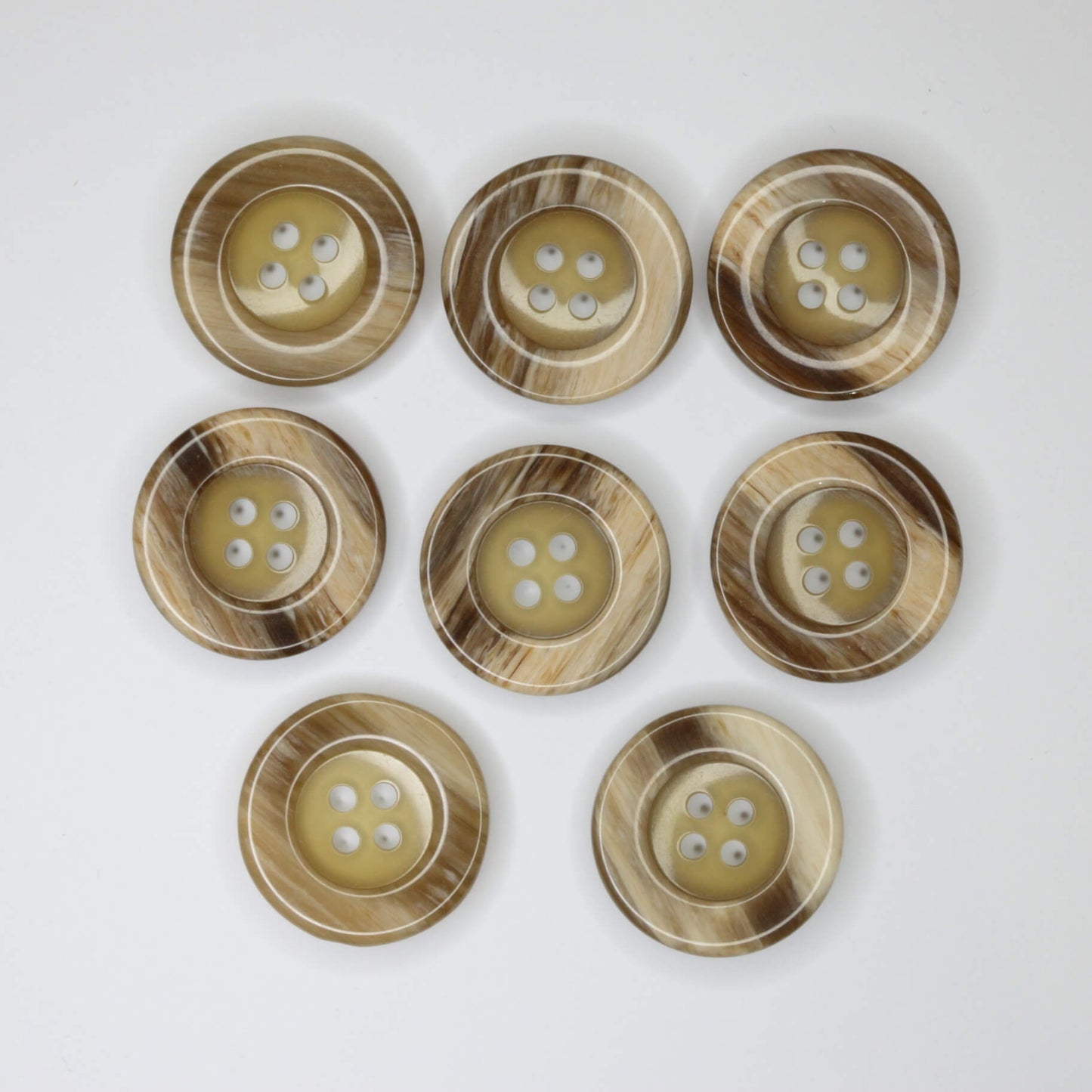35mm Brown Marble 4-Hole Buttons 8pk