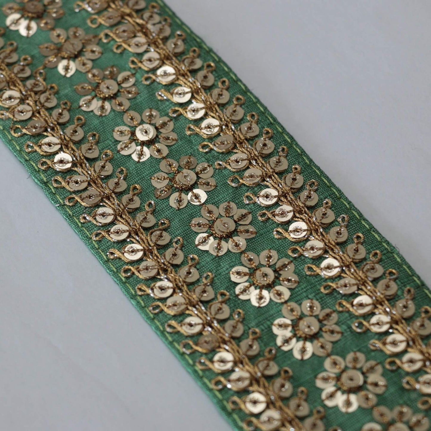 60mm Green/Gold Flower Trim per/metre