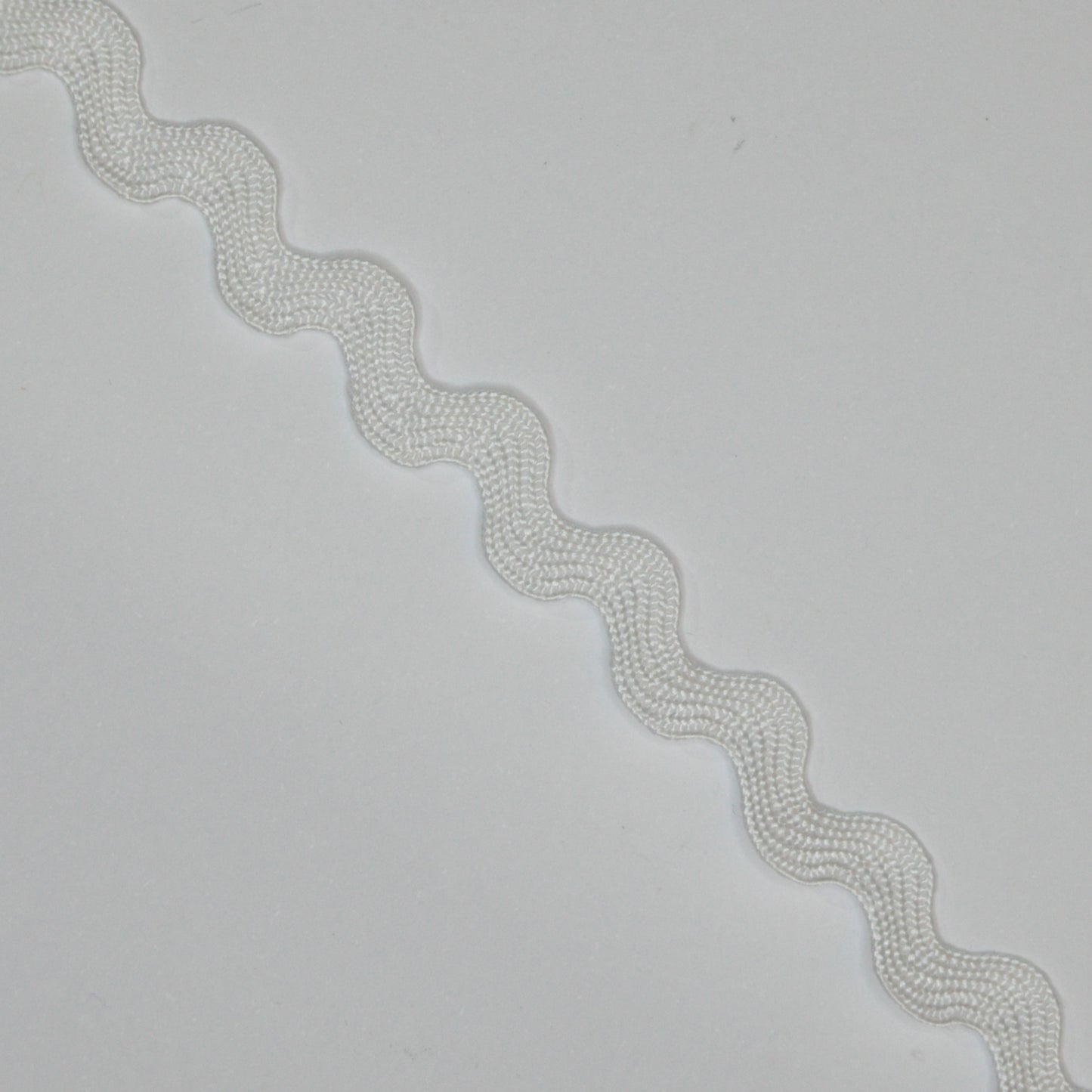 8mm White Ric-Rac Trim 3m
