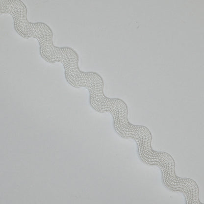 8mm White Ric-Rac Trim 3m