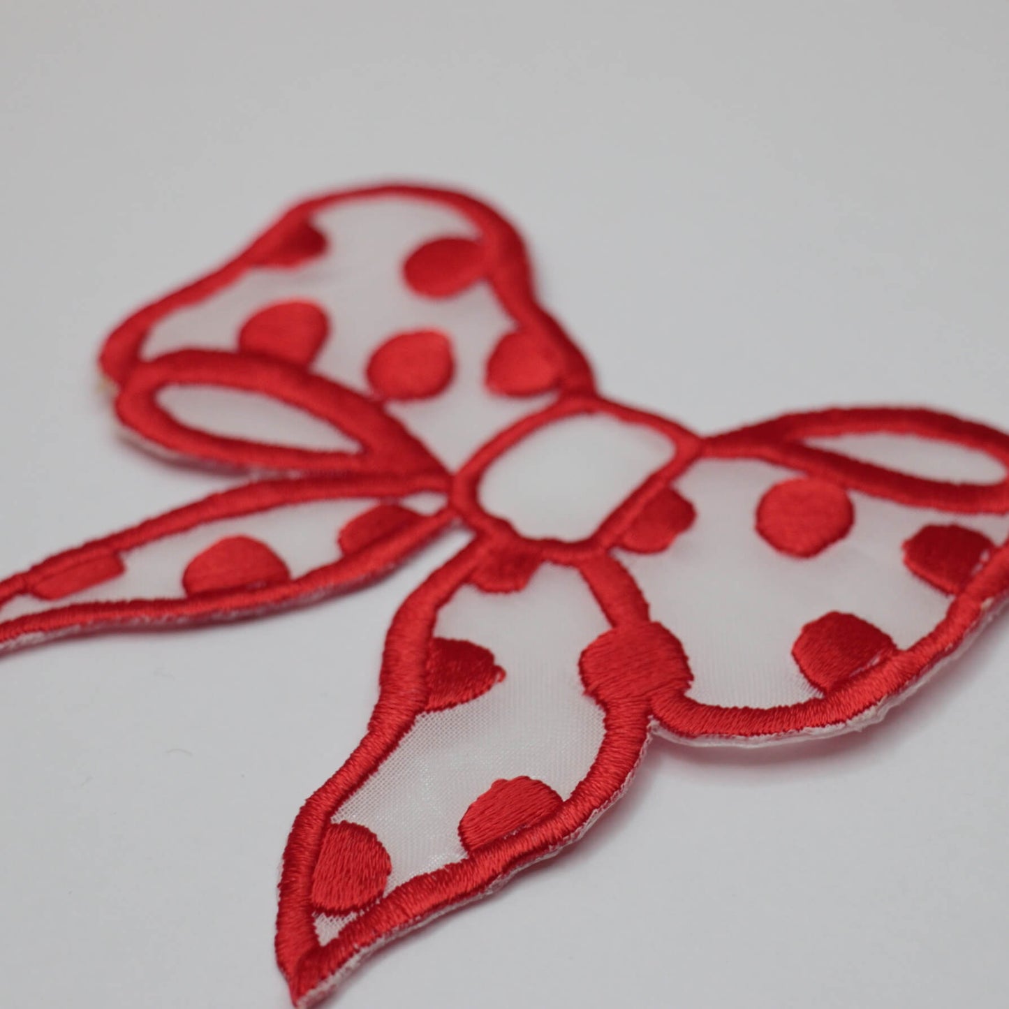 9cm x 10cm Red Bow Motif with Spot 2pk