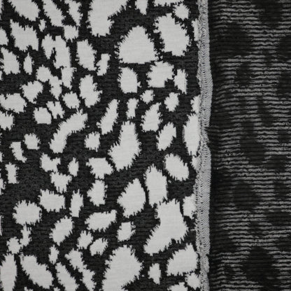 B&W Spot Knit Jacquard Jersey per/metre