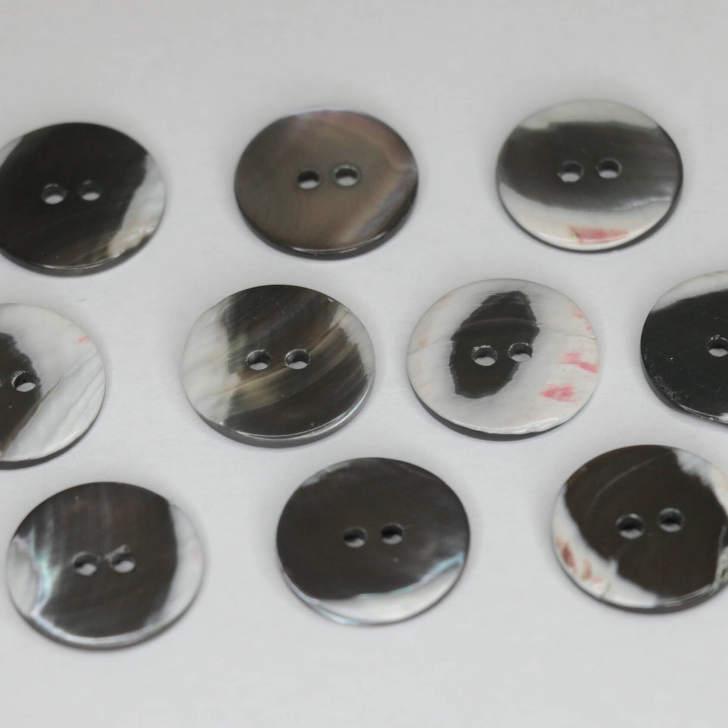 20mm Black/White Pearlescent 2-Hole Buttons 10pk