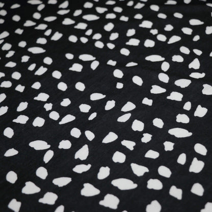 Black and White Spot Jersey per/metre