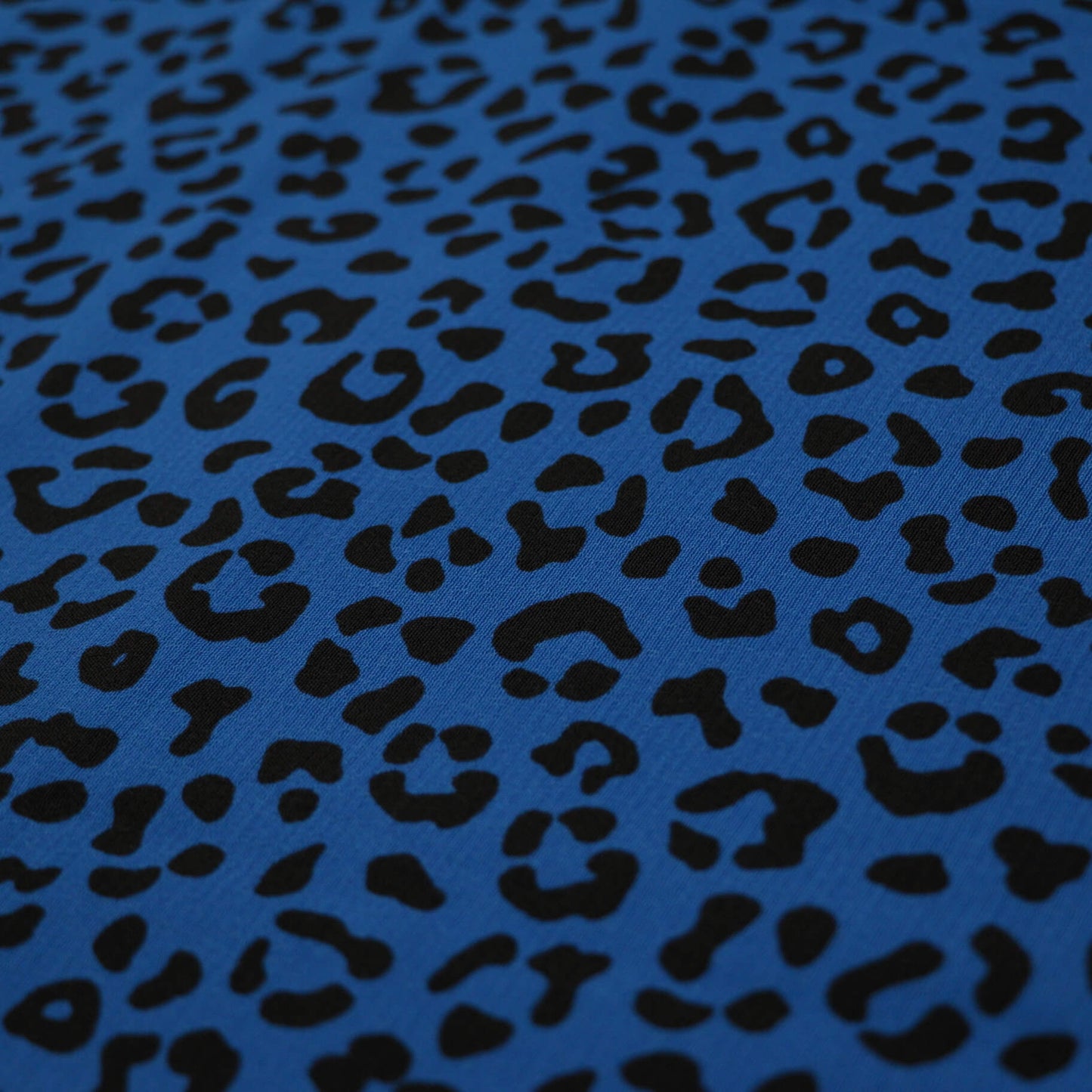 Blue Leopard Crepe per/metre