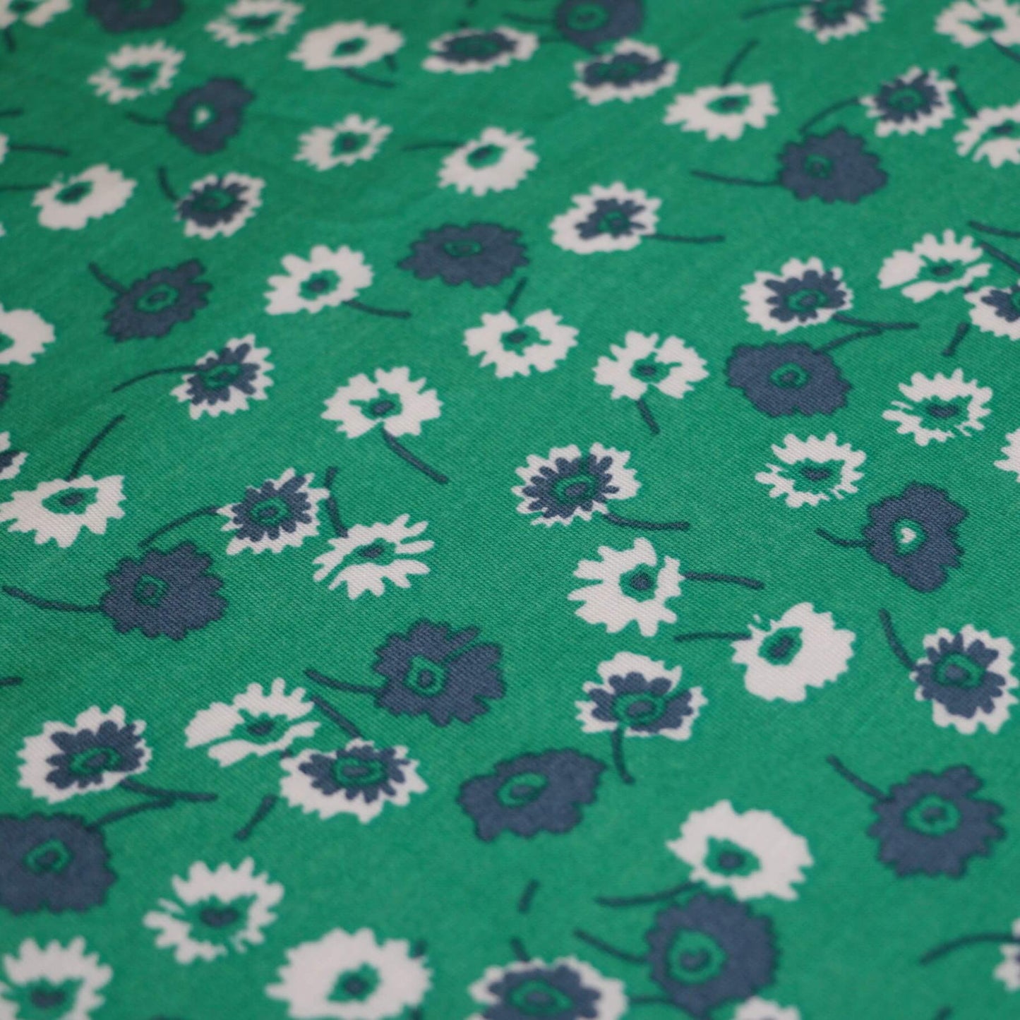 Greenfield Daisies Jersey per/metre