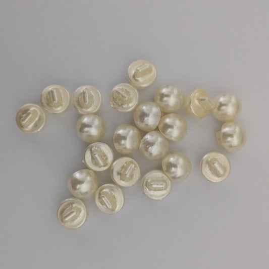 10mm Small Pearl Buttons pk20