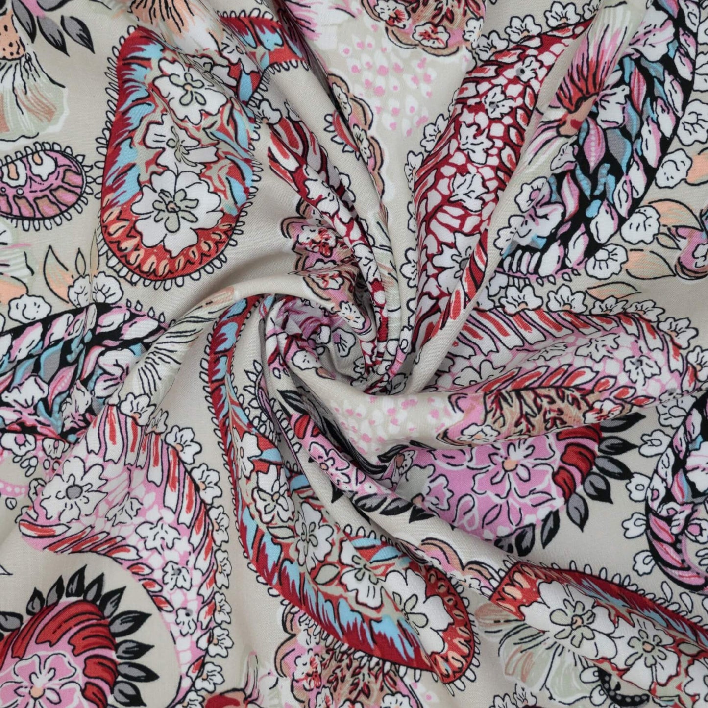 Pinky Floral Paisley 100% Viscose per/metre