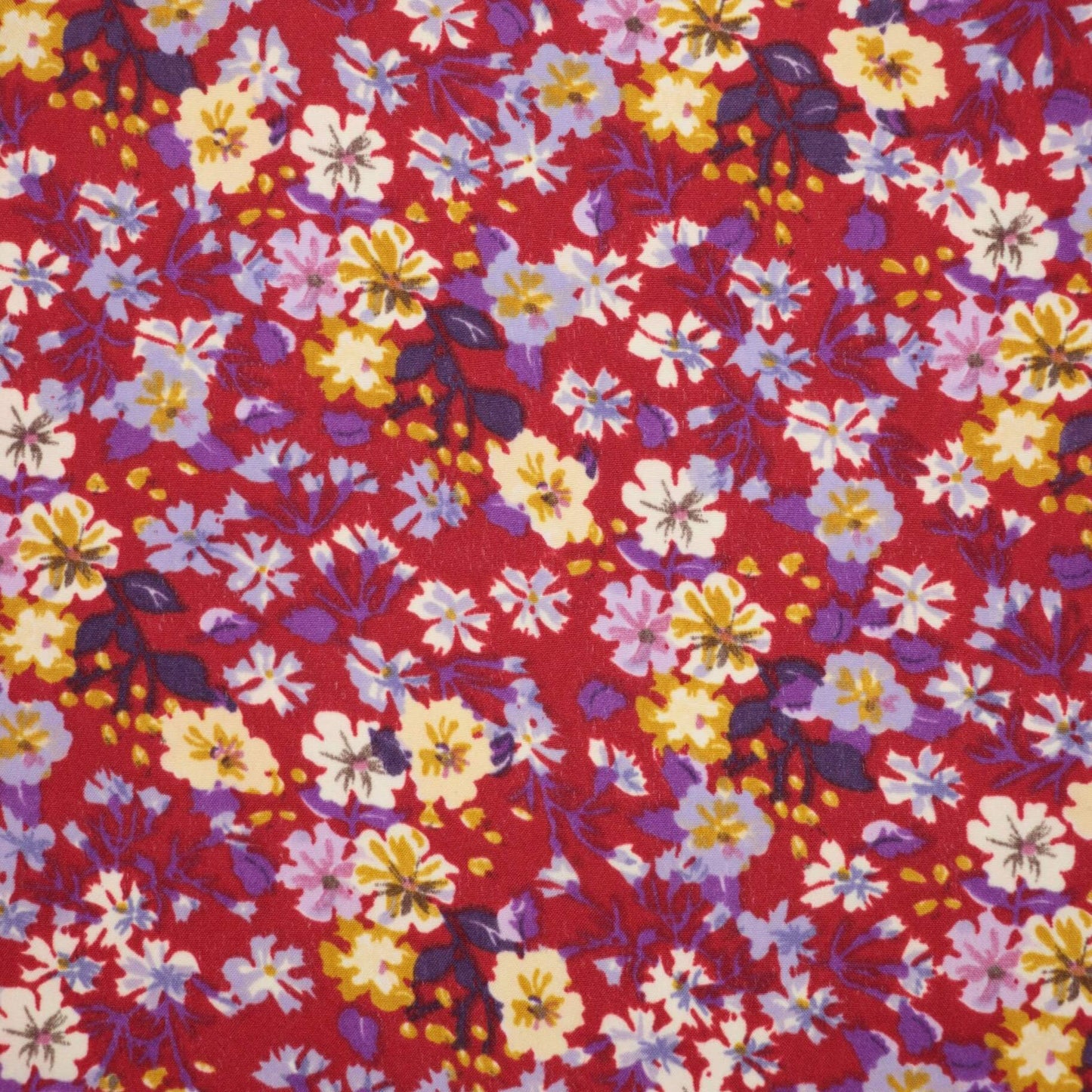 Red Ditsy Floral Polyviscose 1m