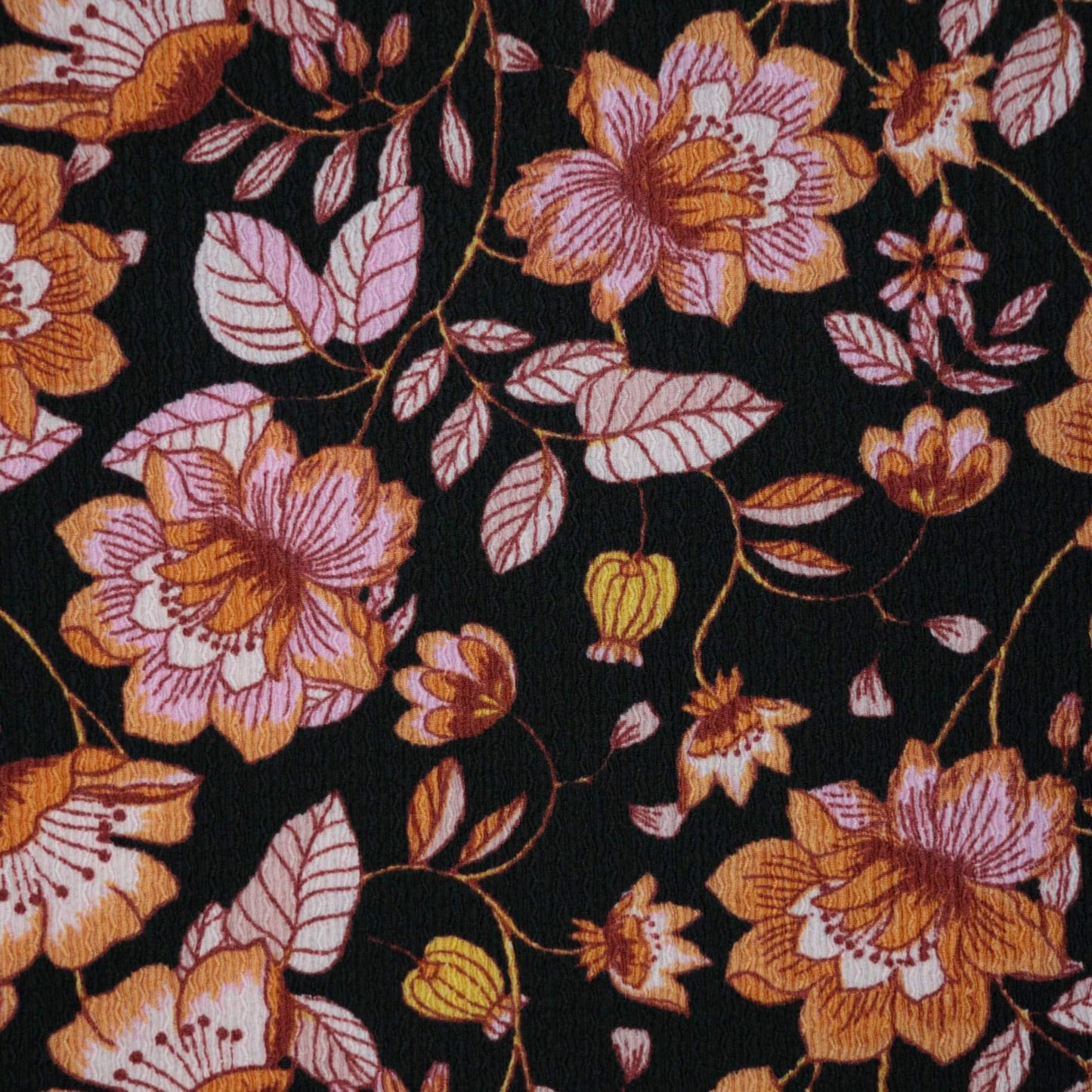 Rustic Bloom Bubble Crepe per/metre
