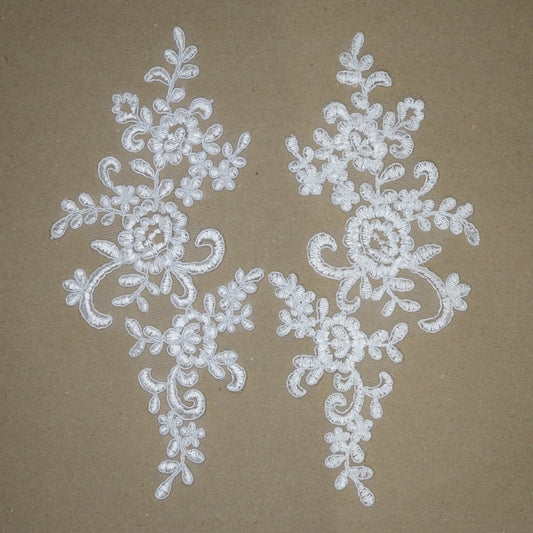 White Embroidered Floral Lace Applique Sew-On Pair