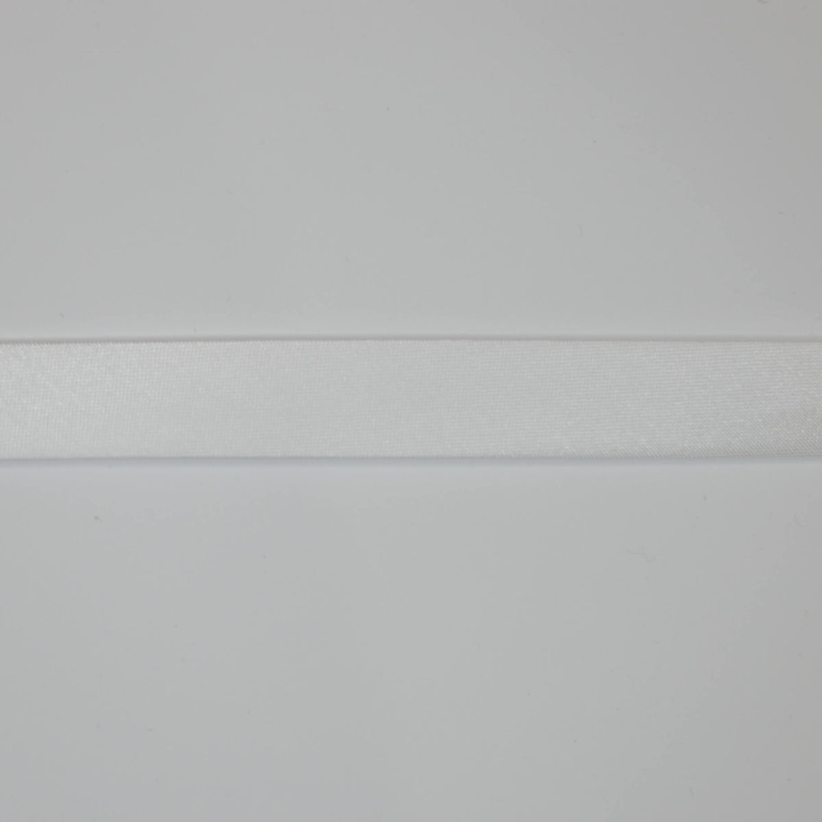 White Satin Folded Bias-Binding per/metre