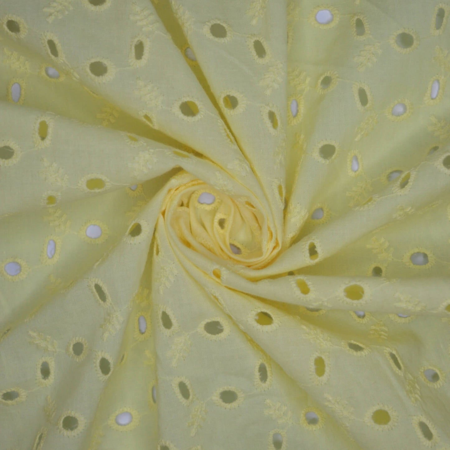 Lemon Broderie Anglaise per/metre